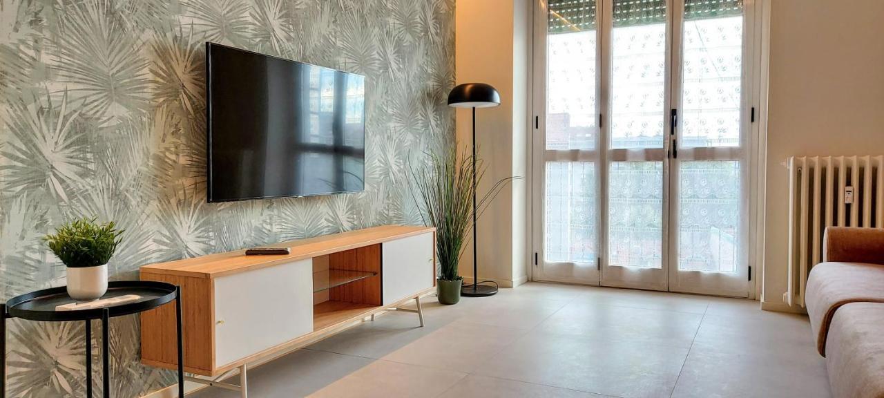 Suite Rent Milan 3 ภายนอก รูปภาพ