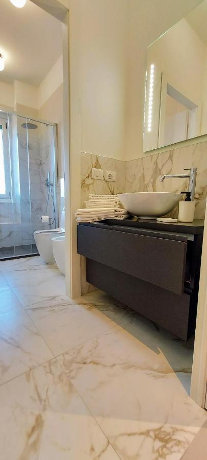 Suite Rent Milan 3 ภายนอก รูปภาพ